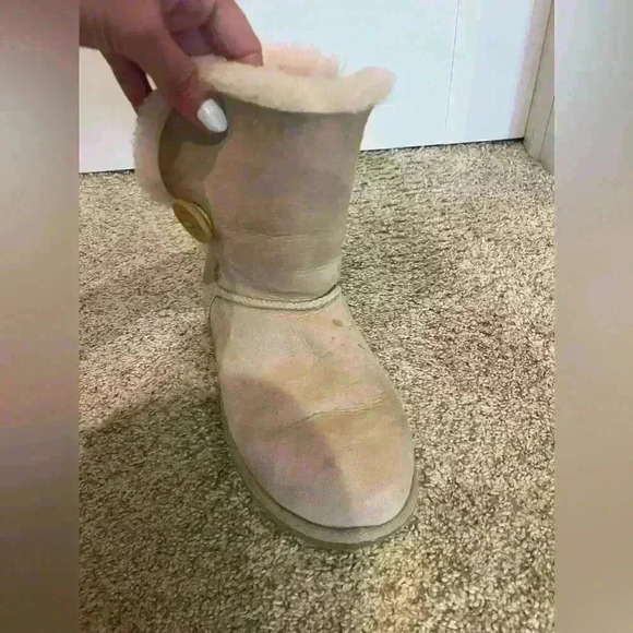 UGG Shoes - Note: One boot only!!!!!!! UGG SAND COLOR BAILEY BUTTON